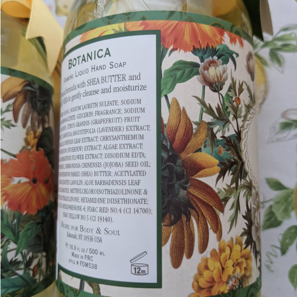 3 Michel Design Works Botanica Foaming Hand Soap - Picture 3 of 3